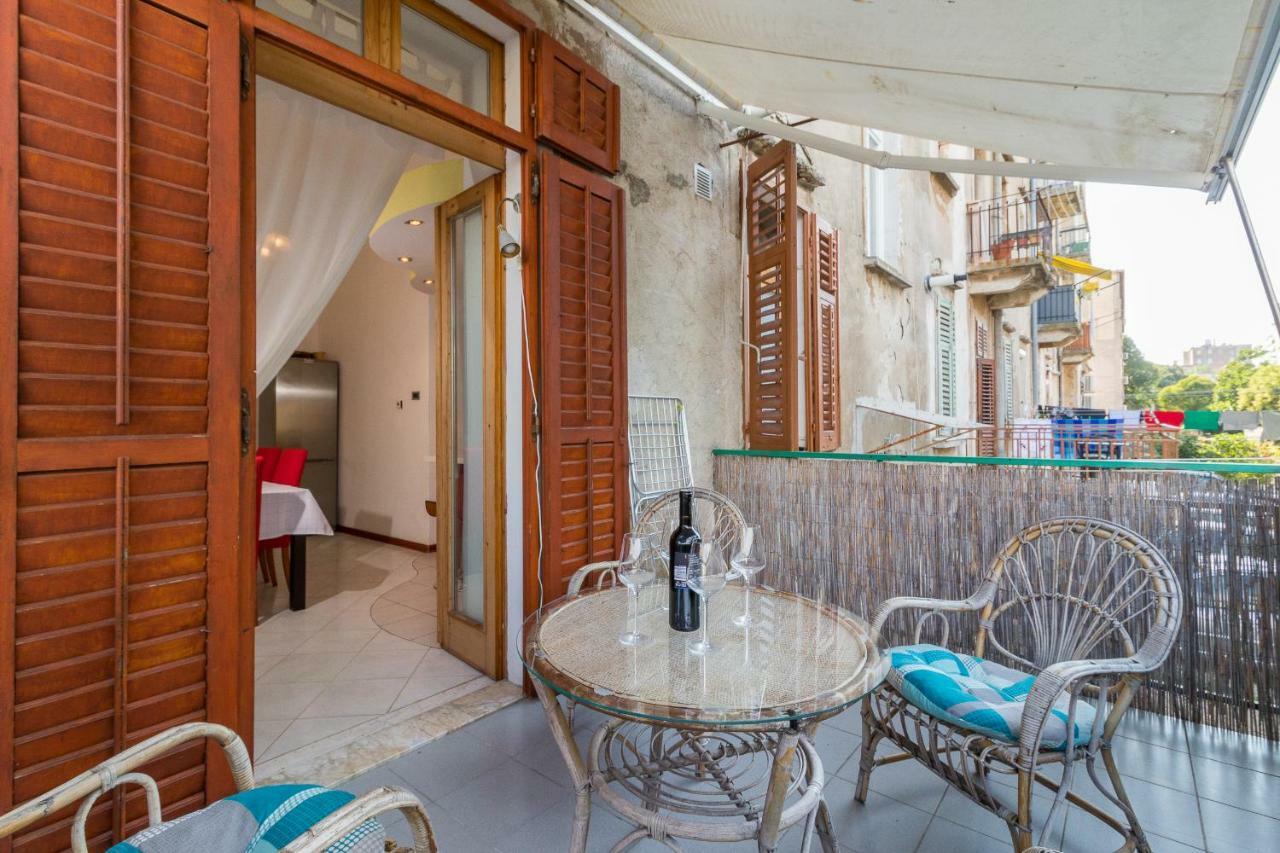 Apartman Vesna Pula Exterior foto